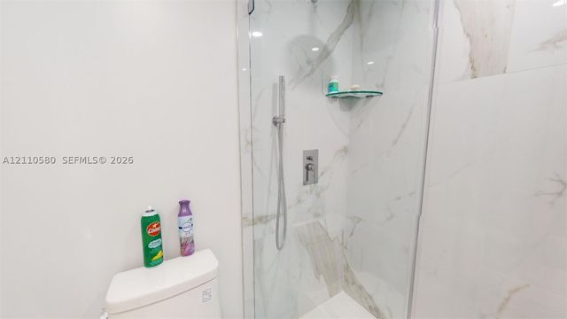 7877 Golf Cir Dr 304, Margate, FL 33063
