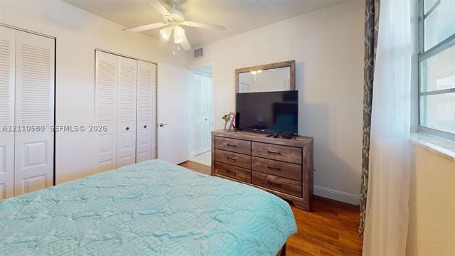 7877 Golf Cir Dr 304, Margate, FL 33063
