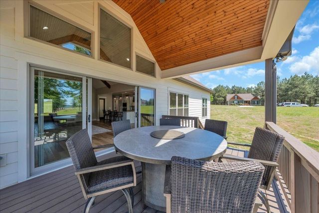 126 Bobcat Trail, Jasper, TN 37347