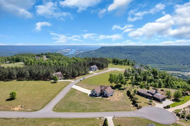 126 Bobcat Trail, Jasper, TN 37347