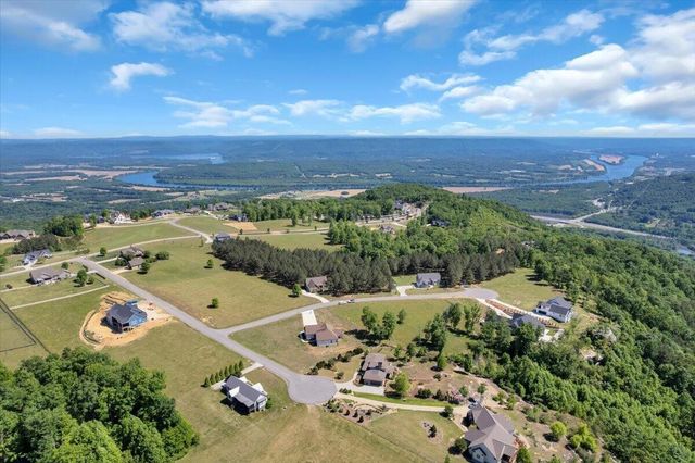 126 Bobcat Trail, Jasper, TN 37347
