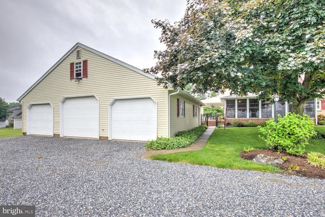 771 E OREGON RD, Lititz, PA 17543