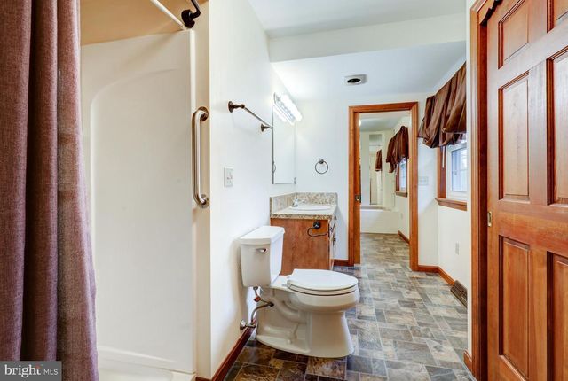 771 E OREGON RD, Lititz, PA 17543