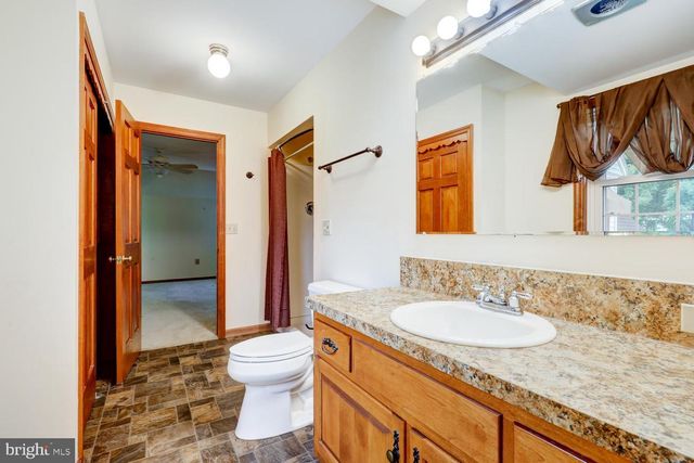 771 E OREGON RD, Lititz, PA 17543