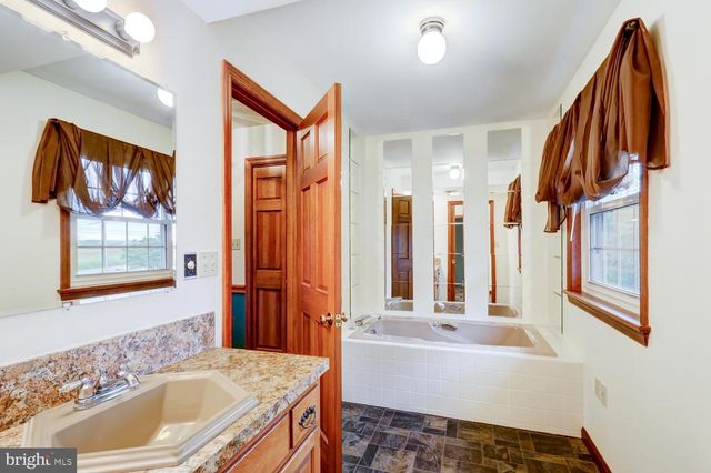 771 E OREGON RD, Lititz, PA 17543