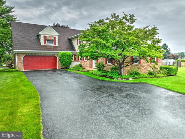 771 E OREGON RD, Lititz, PA 17543