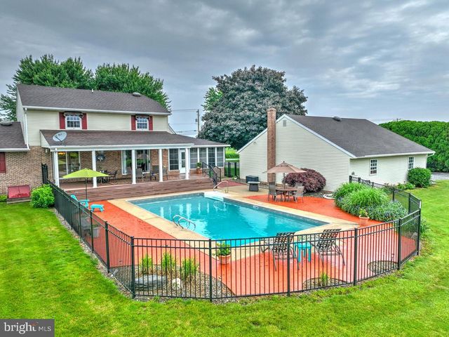 771 E OREGON RD, Lititz, PA 17543