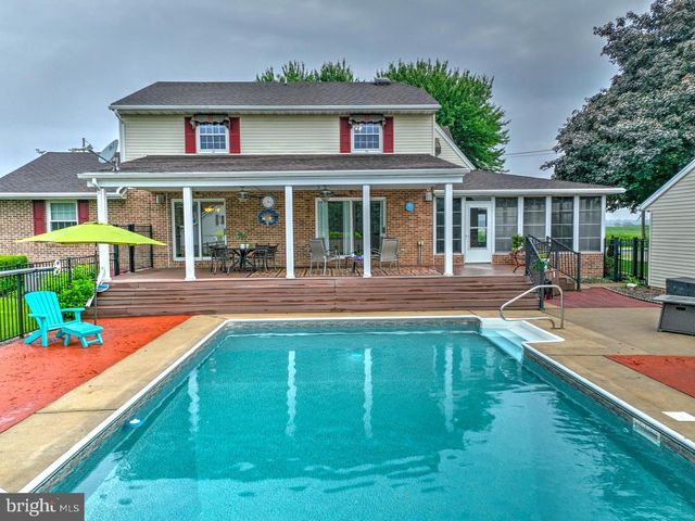 771 E OREGON RD, Lititz, PA 17543