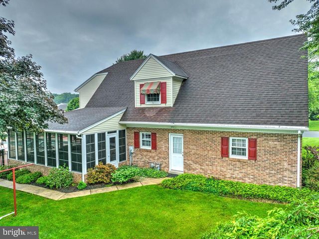 771 E OREGON RD, Lititz, PA 17543
