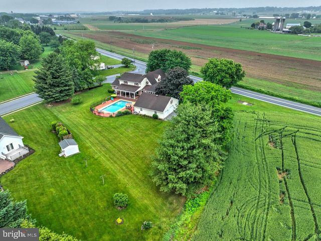 771 E OREGON RD, Lititz, PA 17543