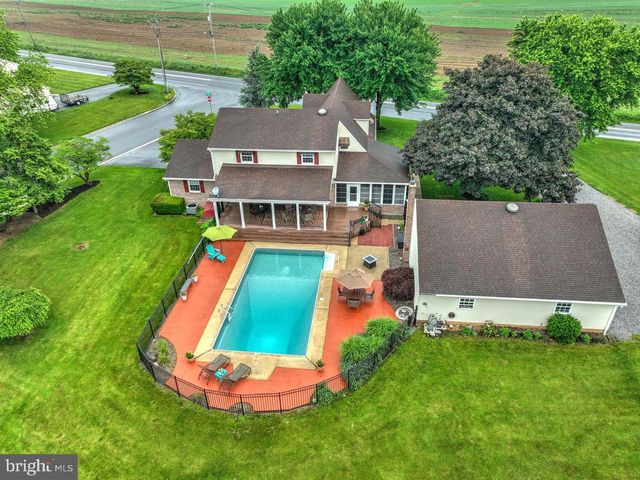 771 E OREGON RD, Lititz, PA 17543