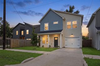 8019 Elbert Street, Houston, TX 77028