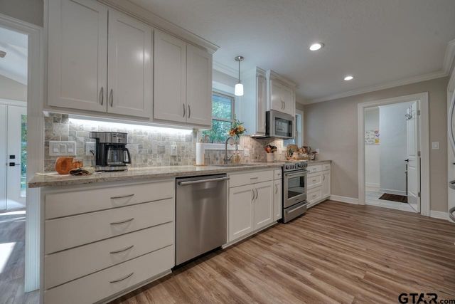 1214 Hilltop Run, Hideaway, TX 75771