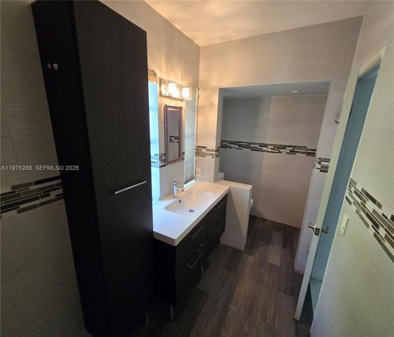 740 Conch Shell Pl, Plantation, FL 33324