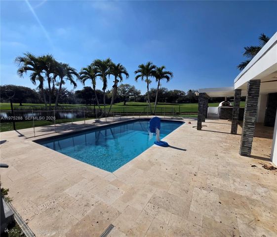 740 Conch Shell Pl, Plantation, FL 33324