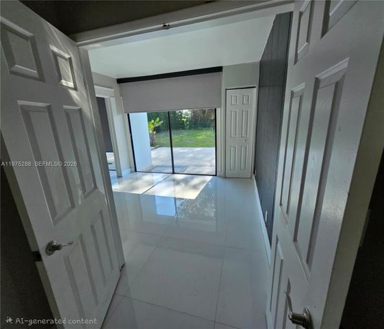 740 Conch Shell Pl, Plantation, FL 33324