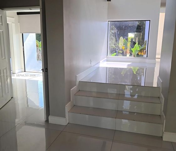 740 Conch Shell Pl, Plantation, FL 33324