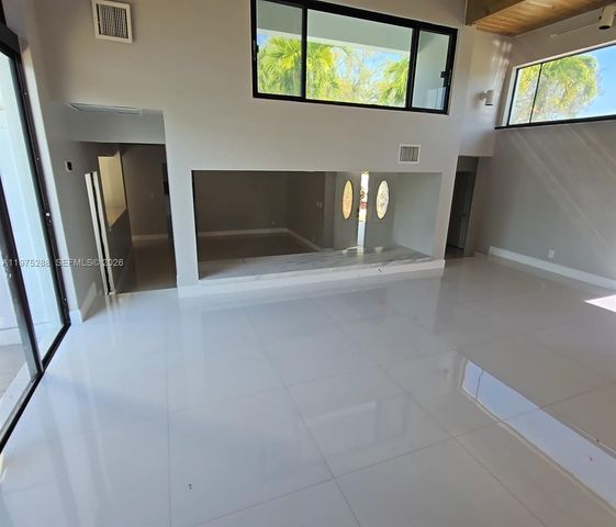 740 Conch Shell Pl, Plantation, FL 33324