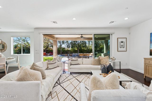 3346 N 34TH Street, Phoenix, AZ 85018