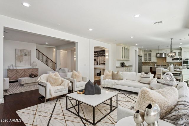 3346 N 34TH Street, Phoenix, AZ 85018