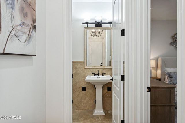 3346 N 34TH Street, Phoenix, AZ 85018