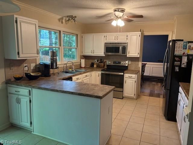4612 Country Woods Lane, Greensboro, NC 27410