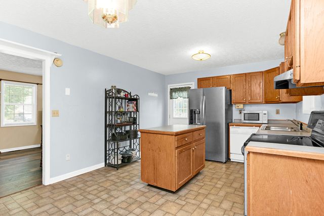 6920 Kentucky Highway 2141, Hustonville, KY 40437