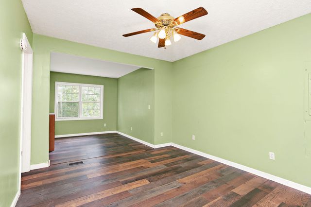 6920 Kentucky Highway 2141, Hustonville, KY 40437