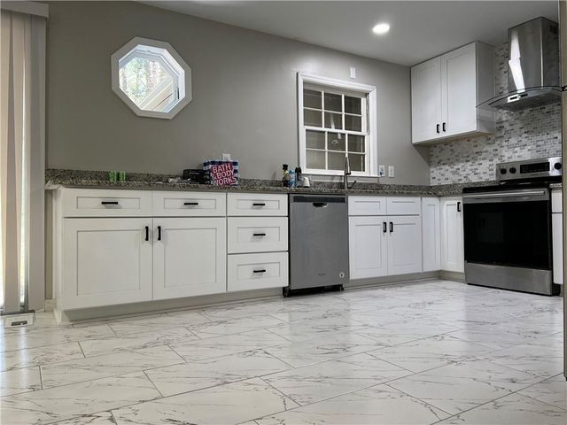 2221 Pinecliff Drive NE, Atlanta, GA 30345