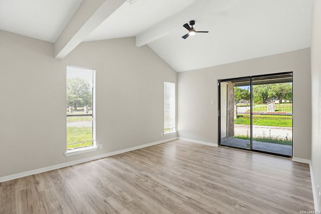 402 Thetford, San Antonio, TX 78254