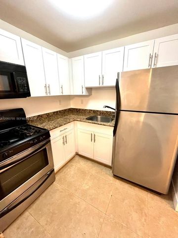 14500 SW 88th Avenue 119, Palmetto Bay, FL 33176