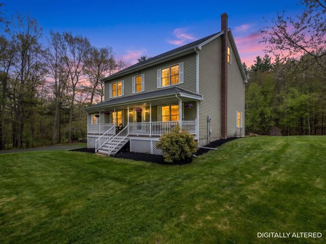 278 Long Hill Road, Dover, NH 03820