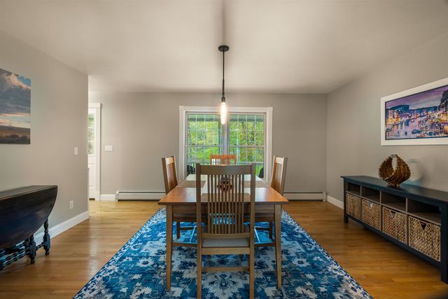 278 Long Hill Road, Dover, NH 03820
