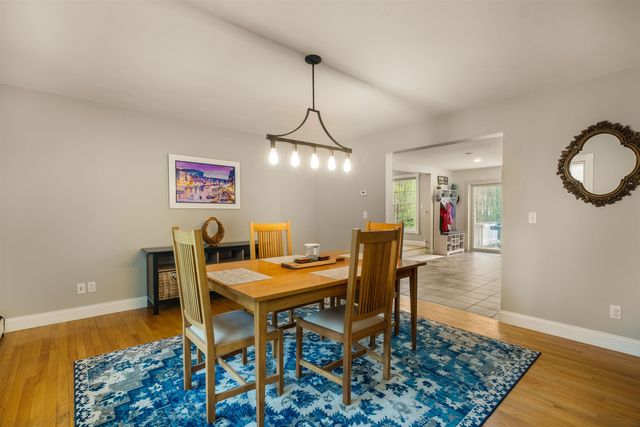 278 Long Hill Road, Dover, NH 03820