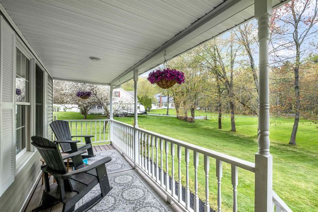 278 Long Hill Road, Dover, NH 03820