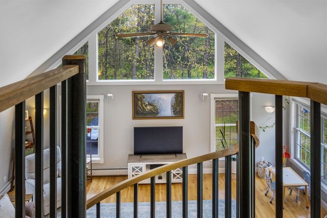 278 Long Hill Road, Dover, NH 03820