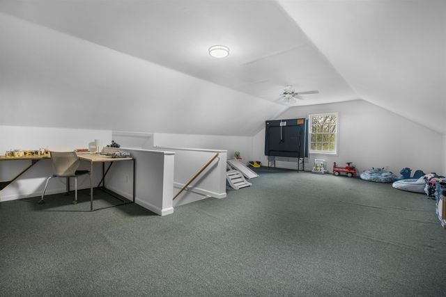 278 Long Hill Road, Dover, NH 03820