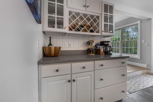 278 Long Hill Road, Dover, NH 03820