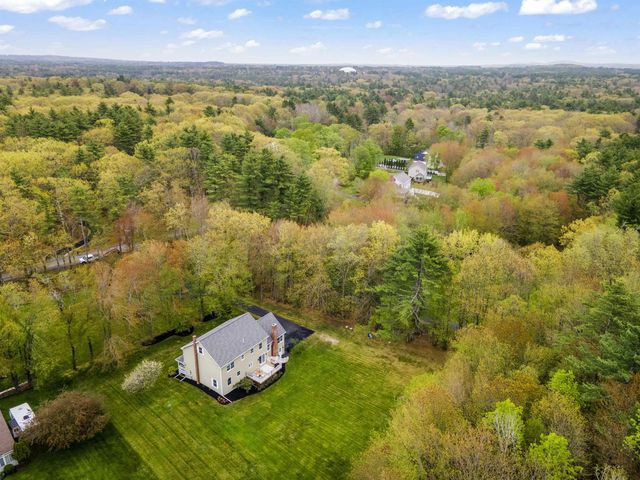 278 Long Hill Road, Dover, NH 03820
