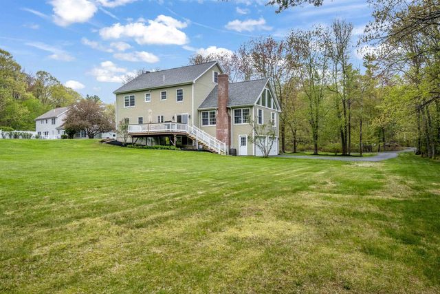 278 Long Hill Road, Dover, NH 03820