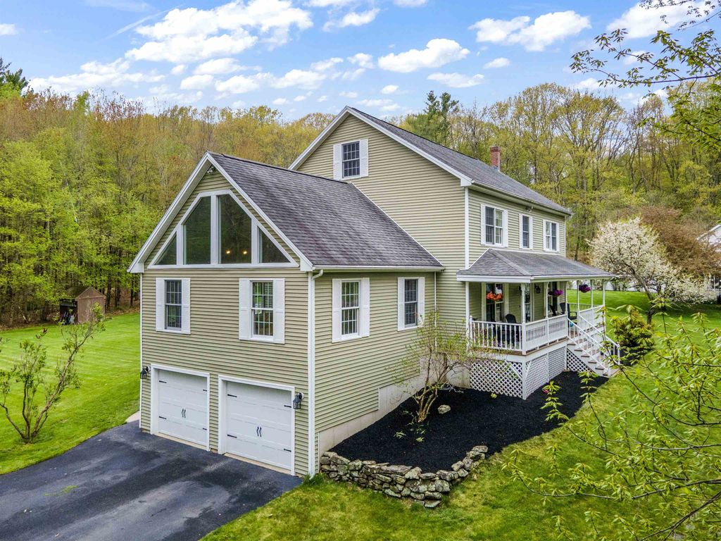 278 Long Hill Road, Dover, NH 03820