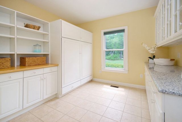 7 Proctor St, Acton, MA 01720