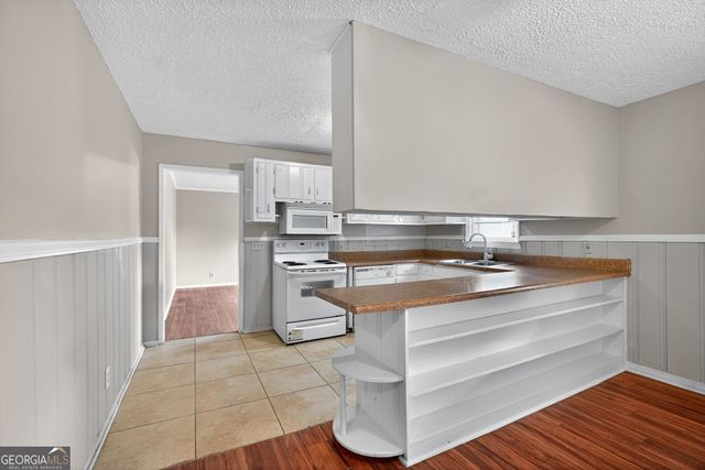 3002 Centerville Rosebud Road, Snellville, GA 30039