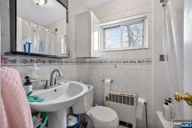 243 Johnson Avenue L4, Hackensack, NJ 07601