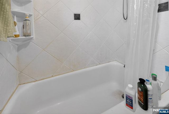 243 Johnson Avenue L4, Hackensack, NJ 07601