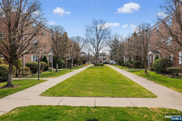 243 Johnson Avenue L4, Hackensack, NJ 07601