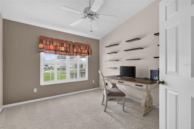 25102 MERIWEATHER ROAD, Leesburg, FL 34748