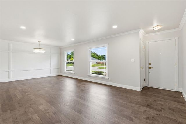 2801 Clermont Place, Oklahoma City, OK 73116