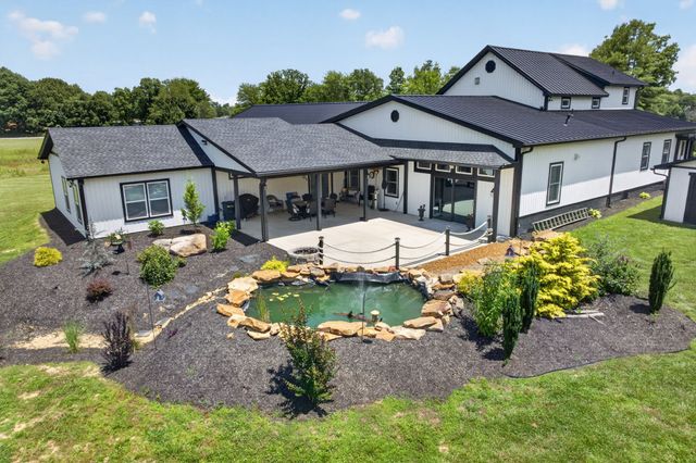 3358 Plateau Rd, Crossville, TN 38571