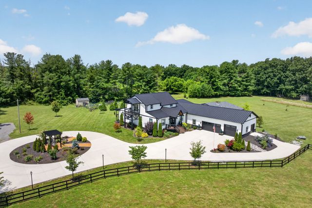3358 Plateau Rd, Crossville, TN 38571